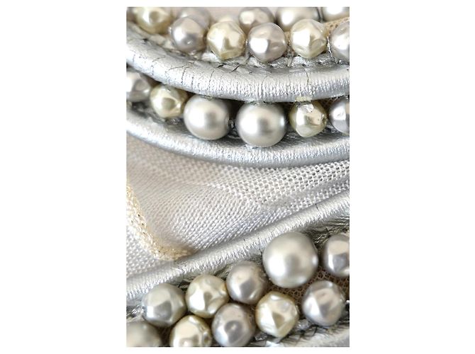 Top de pérolas e couro da coleção de cruzeiro Chanel 2009 Branco Cinza - vista 6