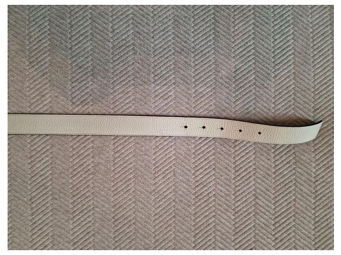 Giorgio Armani Weißer Ledergürtel mit Metallschnalle - Ansicht 2