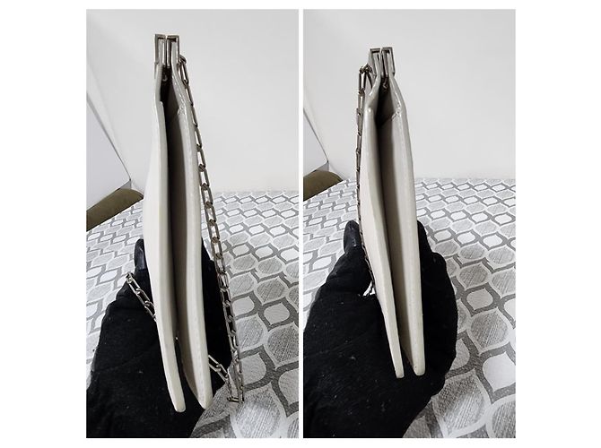 Céline Borsa a spalla media con chiusura in pelle di vitello liscia Off-White - vista 7