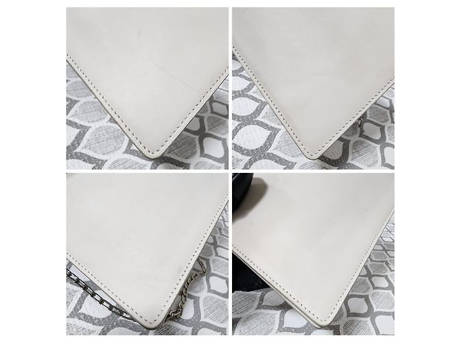 Céline Borsa a spalla media con chiusura in pelle di vitello liscia Off-White - vista 9