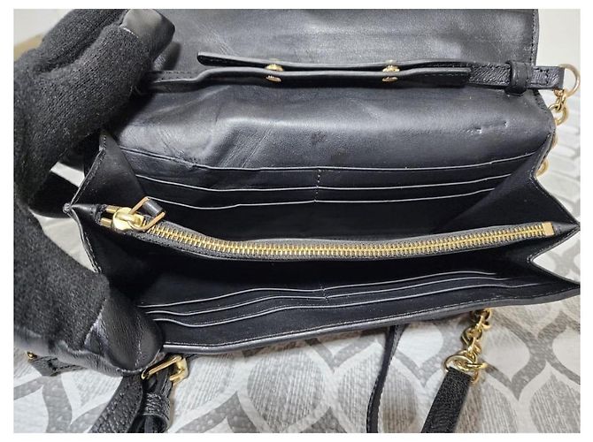 Borsa Henley in pelle nera a grana morbida di Burberry - vista 11