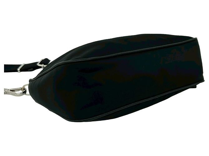 Borsa a Spalla Prada Re-Edition 2005 in Pelle Saffiano Re-Nylon Nero - vista 7