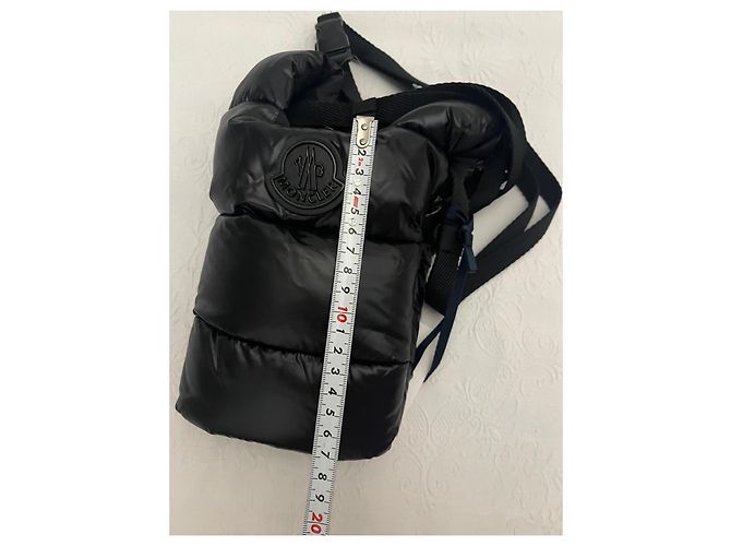 Moncler Rucksack aus schwarzem, gestepptem Nylon - Ansicht 6
