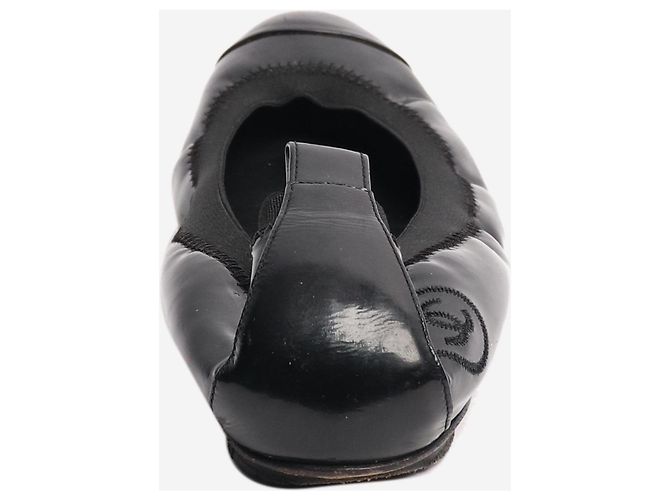 Chanel Ballerine in vernice nera elasticizzate - taglia EU 37 (UK 4) Nero - vista 3