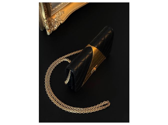 Wallet On Chain Portafoglio Chanel con catena in pelle nera dorata embossata Nero D'oro - vista 6