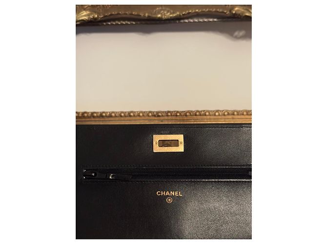 Wallet On Chain Portafoglio Chanel con catena in pelle nera dorata embossata Nero D'oro - vista 9