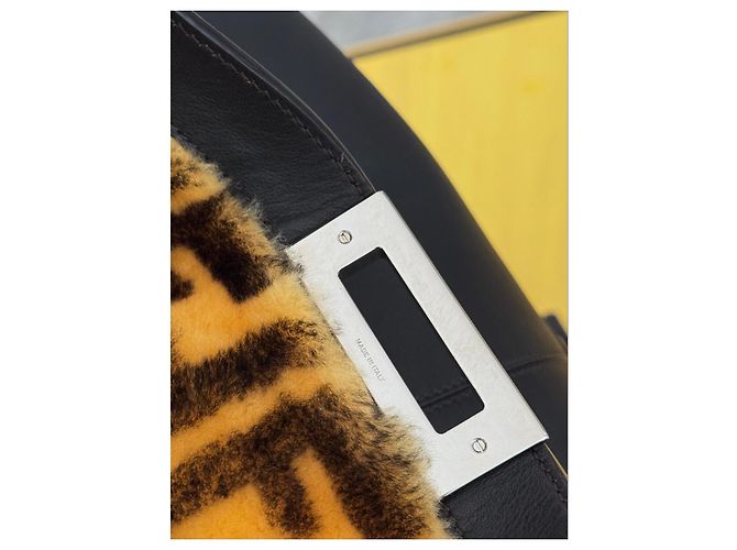 Borsa Fendi Peekaboo X Lite Pelle Marrone Scuro e Pelliccia - vista 14