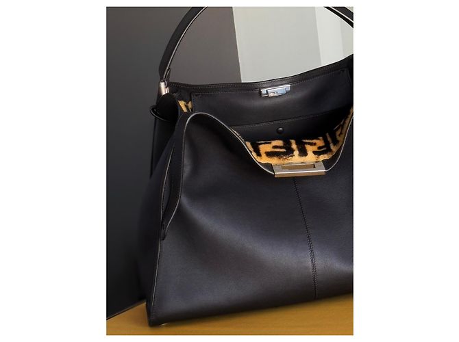 Borsa Fendi Peekaboo X Lite Pelle Marrone Scuro e Pelliccia - vista 3