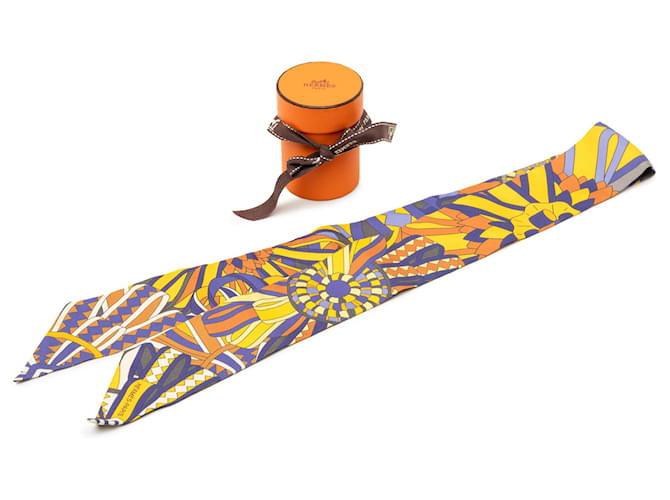 Hermès Oro Les Flots Du Cheval Sciarpa in Seta Twilly Blu scuro - vista 5