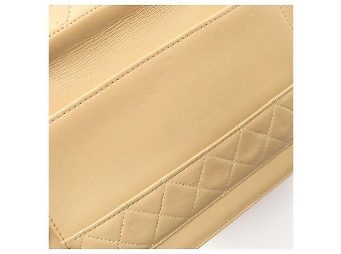 Vintage Matelassé Schultertasche von Chanel Beige - Ansicht 10