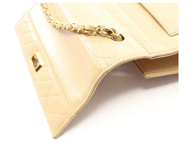 Vintage Matelassé Schultertasche von Chanel Beige - Ansicht 11