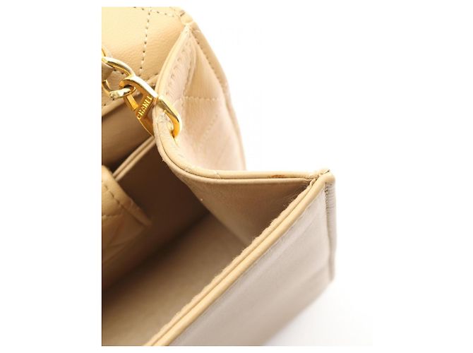 Vintage Matelassé Schultertasche von Chanel Beige - Ansicht 7