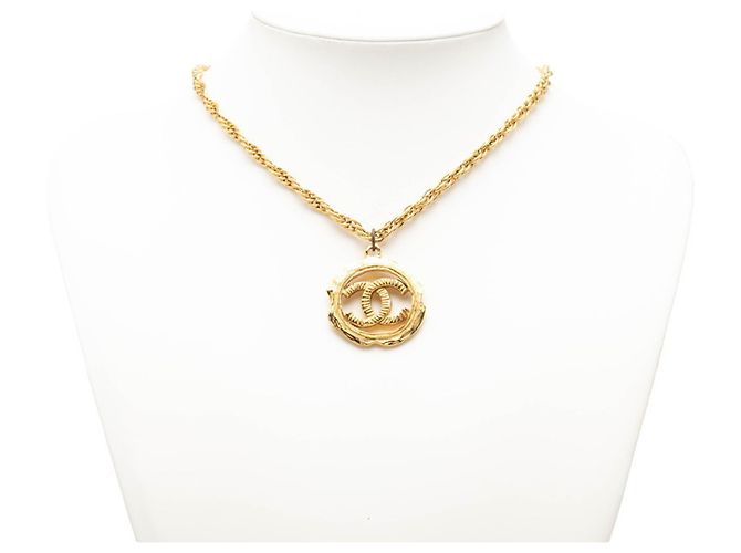 Timeless Collana Vintage Coco Mark di Chanel in design placcato oro D'oro - vista 6