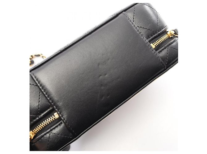 Borsa Vanity Matelassé Chanel Nero D'oro - vista 10