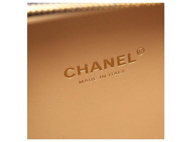 Borsa Vanity Matelassé Chanel Nero D'oro - vista 4