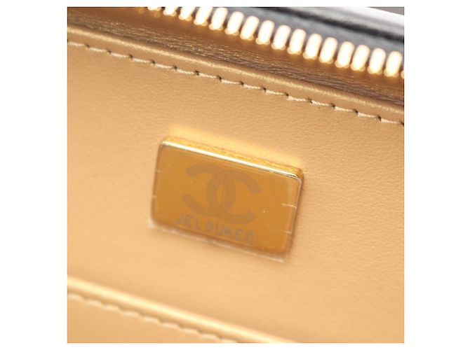 Borsa Vanity Matelassé Chanel Nero D'oro - vista 5