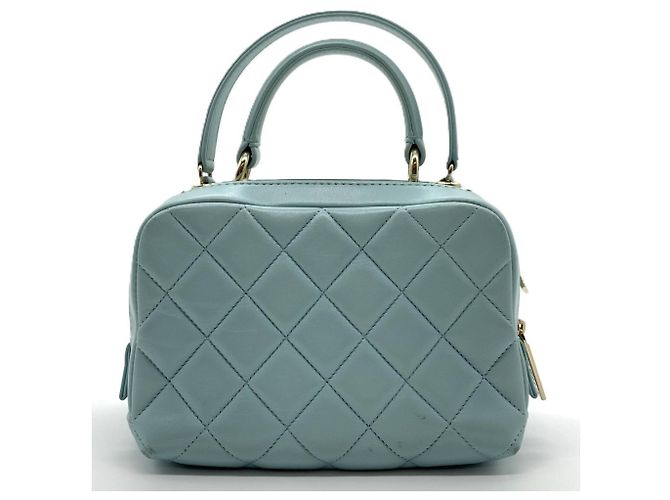 Trendy CC Chanel Schultertasche aus gestepptem Lammleder - Ansicht 2