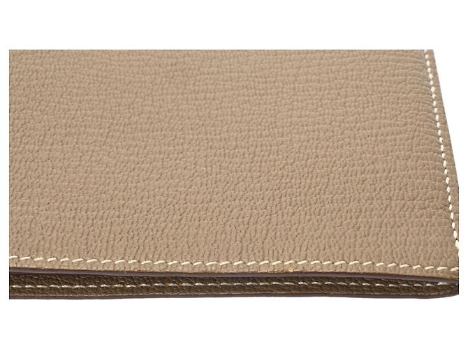 Billetera Compacta Evelyne de Hermès en Gris Etoupe Gris pardo - vista 6