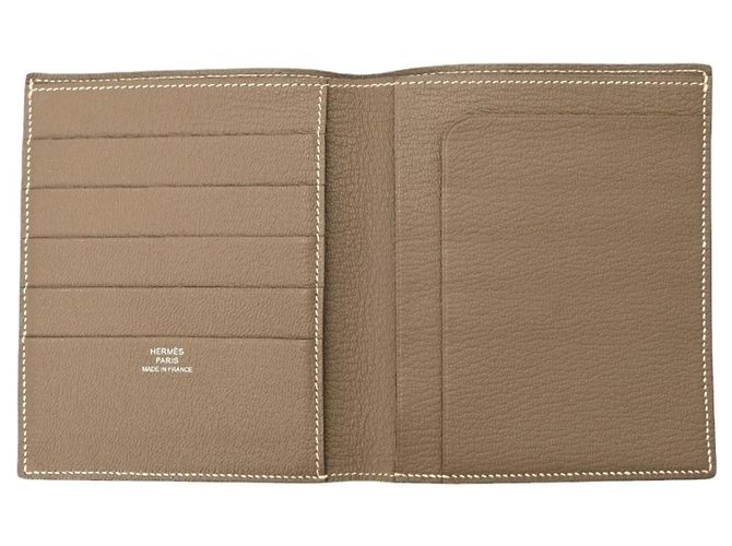 Billetera Compacta Evelyne de Hermès en Gris Etoupe Gris pardo - vista 7