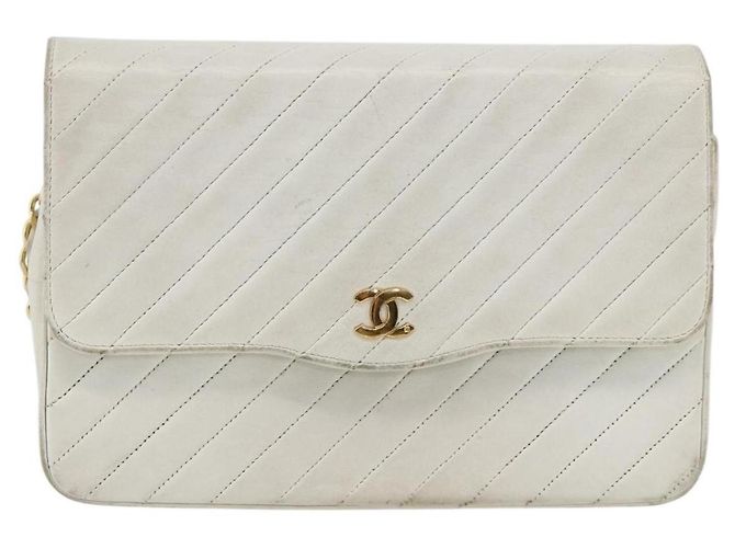 Chanel Matelassé Chain Leather Bianco - vista 2