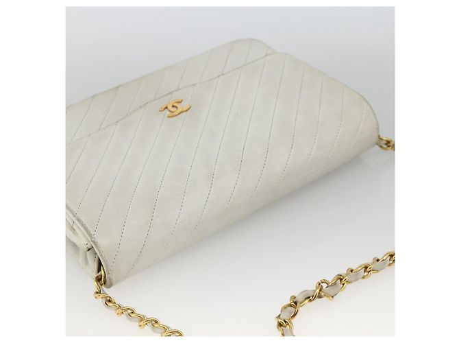 Chanel Matelassé Chain Leather Bianco - vista 6