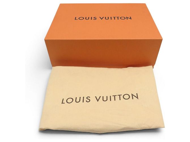 NEW LOUIS VUITTON NEVERFULL PM 118LV32 EPI LEATHER RASPBERRY BAG Fuschia - view 16