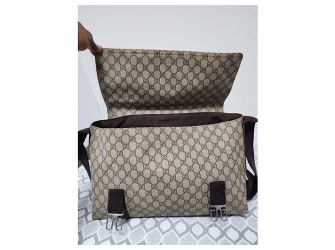 GUCCI GG Plus Monogram Umhängetasche mit doppelter Schnalle Beige/Braun - Ansicht 5