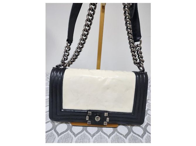 Borsa Boy Medium con Chiusura Chanel Crema/Nera Nero Crudo - vista 4