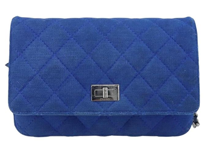 Wallet On Chain Cartera Chanel con cadena de lona Azul marino - vista 2