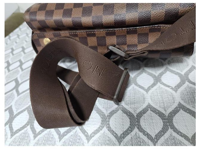 LOUIS VUITTON Borsa Messenger Naviglio in Tela Damier Marrone - vista 8