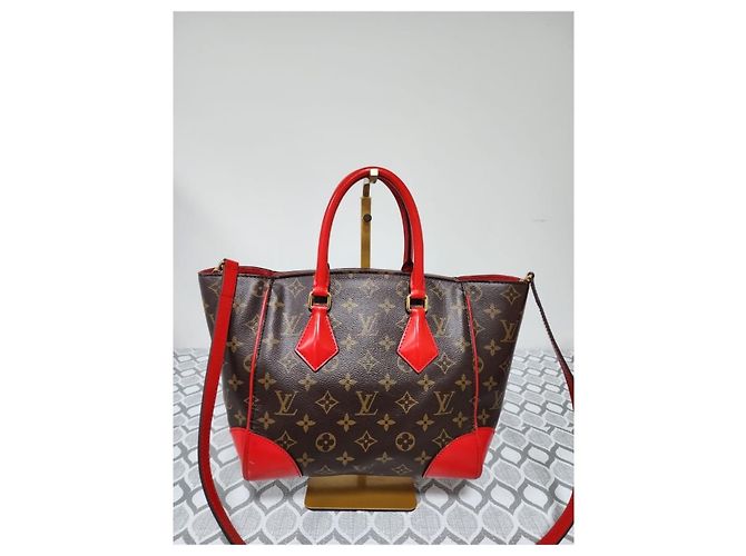 LOUIS VUITTON Borsa a Spalla Phenix in Tela Monogram Marrone/Rosso - vista 14