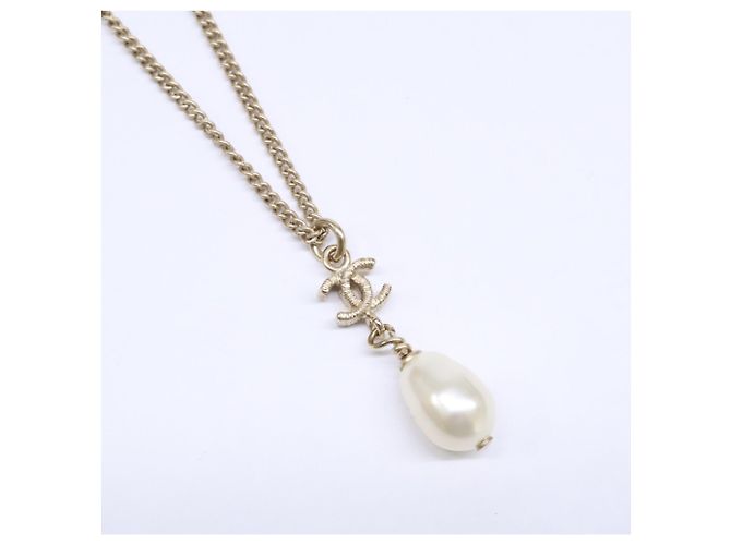 Timeless Collana in perle imitate Coco Mark I di Chanel B12C D'oro - vista 2