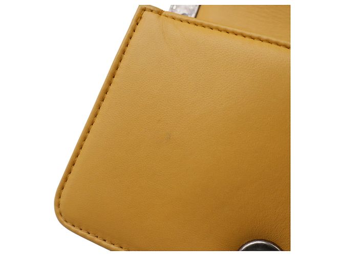 Borsa a Spalla Chanel Boy Chanel Matelassé Coco Mark Chain Giallo - vista 10