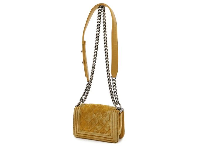 Borsa a Spalla Chanel Boy Chanel Matelassé Coco Mark Chain Giallo - vista 3