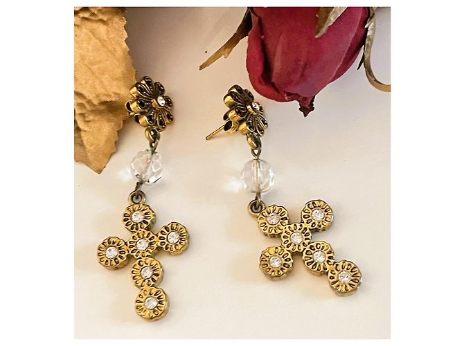 Magnifici orecchini DOLCE & GABBANA dorati con croce barocca e swarovski - vista 3