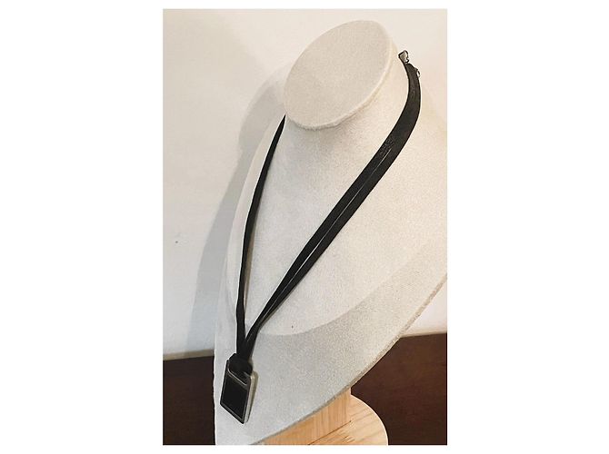 Colar DOLCE & GABBANA com cordão duplo em couro camurça preto e pingente Prata Multicor - vista 4