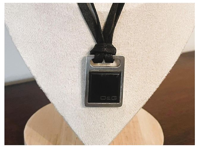 Colar DOLCE & GABBANA com cordão duplo em couro camurça preto e pingente Prata Multicor - vista 7