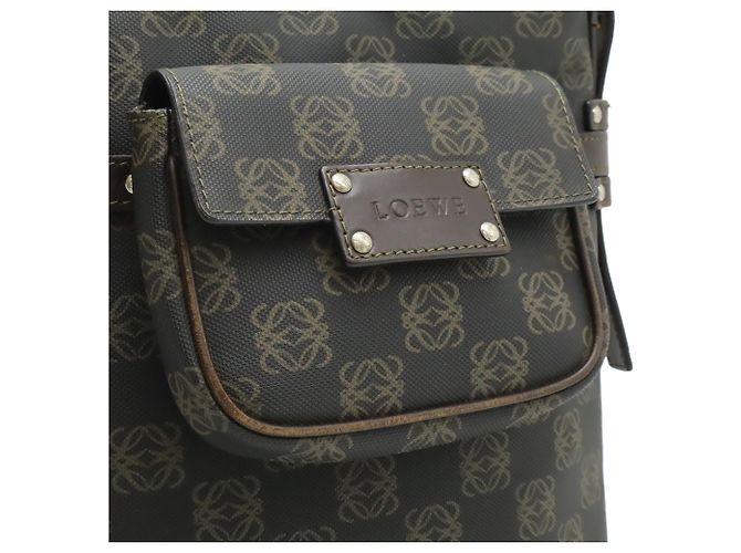 Borsa a Spalla Anagram Loewe Nero Marrone scuro - vista 9