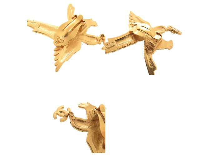 Orecchini in metallo dorato con strass a forma di aquila Coco Mark di Chanel D'oro - vista 10