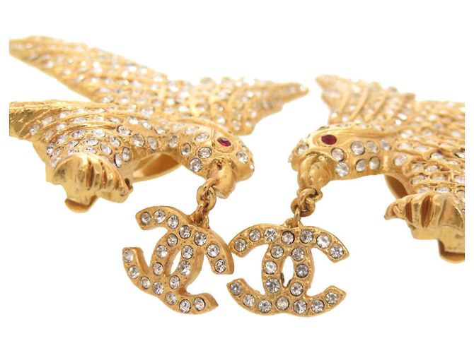 Orecchini in metallo dorato con strass a forma di aquila Coco Mark di Chanel D'oro - vista 4