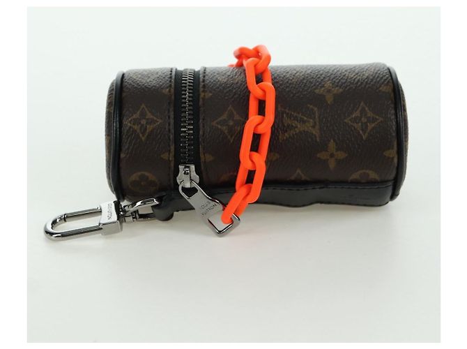 LOUIS VUITTON Bolsa Cilíndrica Monogram M00966 LV Auth YKZ1408M Monograma - vista 3