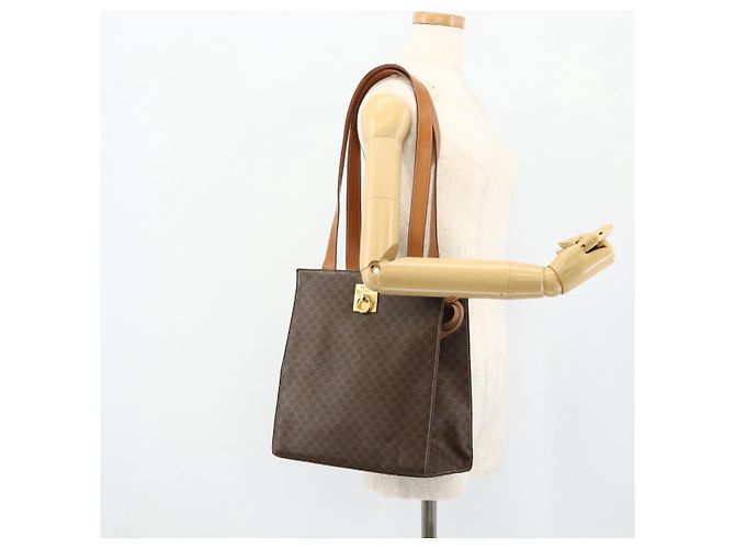 Céline Borsa tote in tela Macadam CELINE in pelle PVC marrone oro Auth mr2299A D'oro - vista 21
