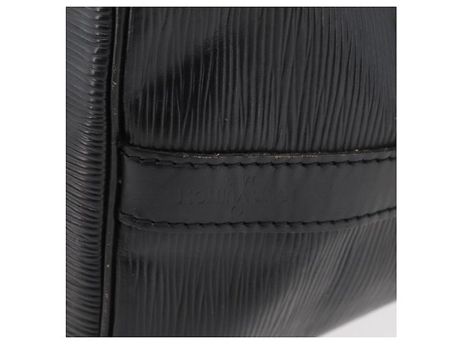 Noe LOUIS VUITTON Borsa a Spalla Petit Noé Epi Nera M44102 LV Auth 175772 Nero - vista 17