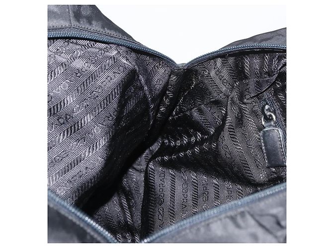 Prada Tote Bag aus schwarzem Nylon mit Silber authentisch 175704 - Ansicht 21