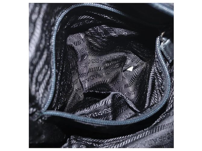 Prada Tote Bag aus schwarzem Nylon mit Silber authentisch 175704 - Ansicht 23