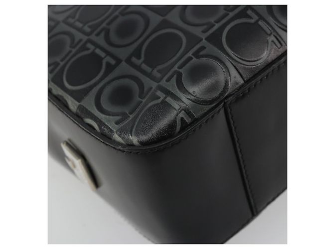 Borsa Tote Gancini in pelle nera e argento di Salvatore Ferragamo Auth 176582 Nero - vista 14