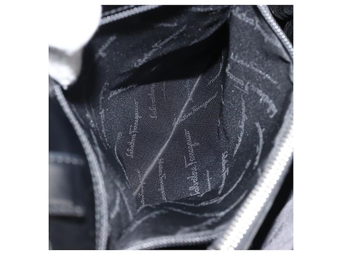 Borsa Tote Gancini in pelle nera e argento di Salvatore Ferragamo Auth 176582 Nero - vista 20