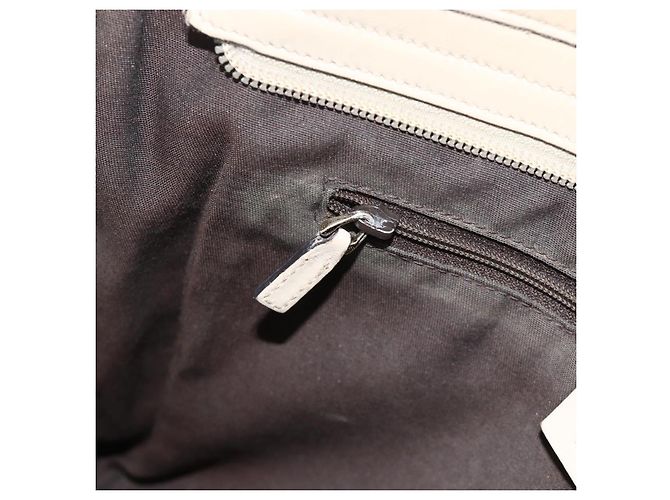 Borsa a Spalla GG Canvas Gucci Beige Oro 388924 Auth 175206 D'oro - vista 19
