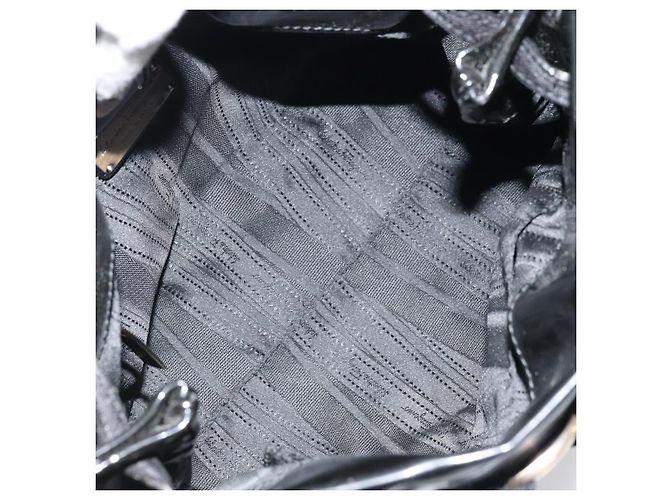 Borsa a mano Salvatore Ferragamo in pelle verniciata nera e oro Auth ka4036 Nero D'oro - vista 11