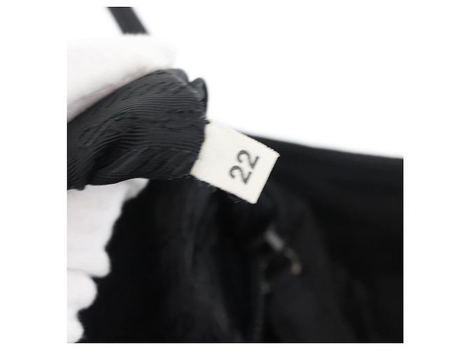 Prada Tote Bag aus schwarzem Nylon mit silberner Authentizität 176592 - Ansicht 12